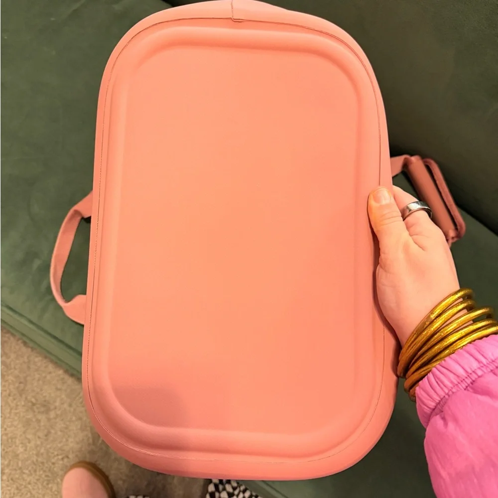 EUC RTIC Ultra Tough Tote Bag Pink 25L - Picture 4 of 4